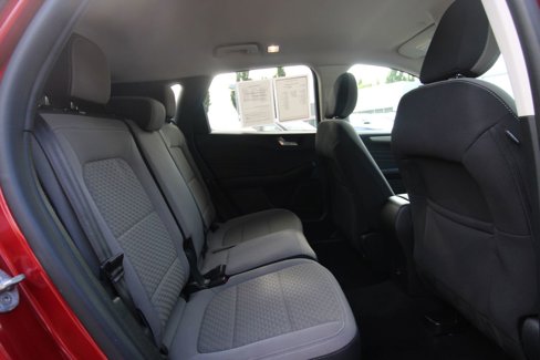 Used 2021 Ford Escape SE image 23