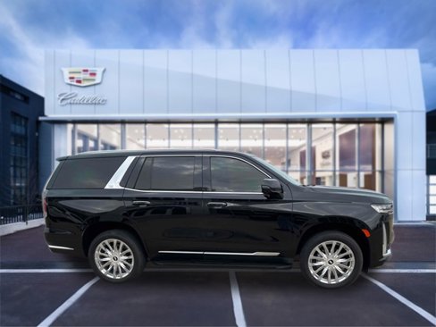 Used 2023 Cadillac Escalade Premium Luxury image 4