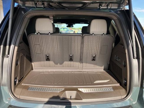 New 2025 Chevrolet Tahoe Z71 w/ Comfort Package image 35