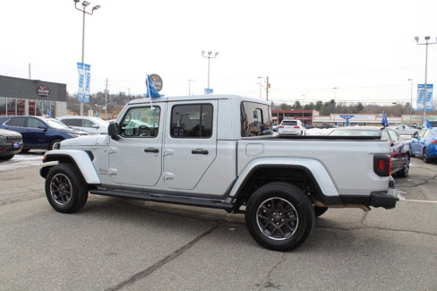 Used 2023 Jeep Gladiator Overland image 10