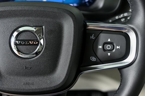 New 2026 Volvo XC40 B5 Ultra w/ Climate Package image 12