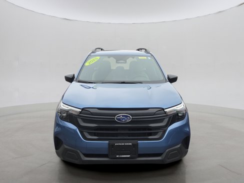 Certified 2025 Subaru Forester image 21