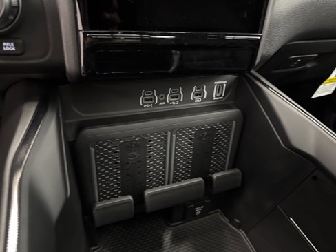 New 2026 RAM 1500 Rebel image 13