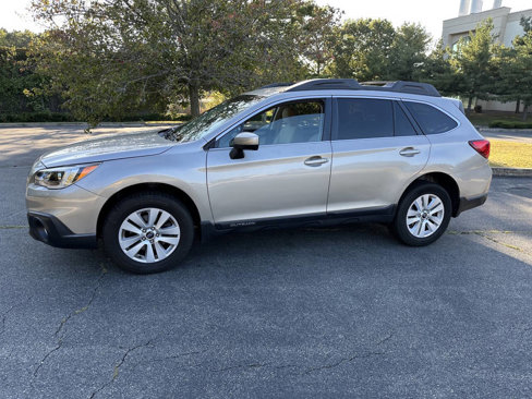 Used 2016 Subaru Outback 2.5i Premium image 5