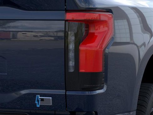 New 2025 Ford F150 Lightning XLT image 21
