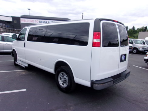 Used 2016 Chevrolet Express 3500 LT w/ LT Preferred Equipment Group image 9