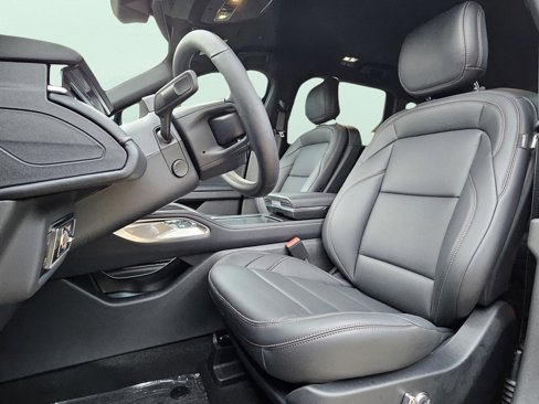 New 2025 Lincoln Nautilus Premier w/ Jet Appearance Package image 13