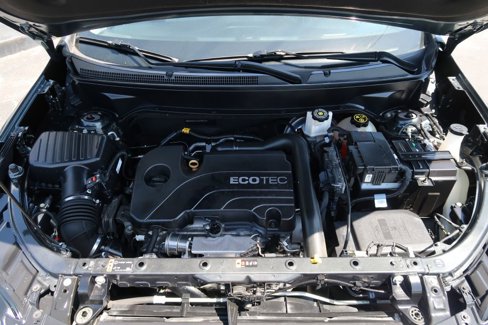 Used 2020 Chevrolet Equinox LS image 12