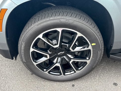 New 2026 Chevrolet Suburban RST image 10