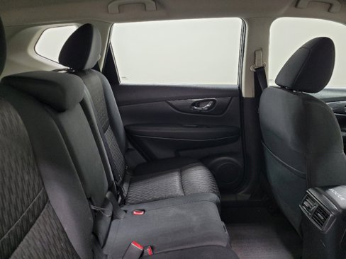 Used 2017 Nissan Rogue S image 19