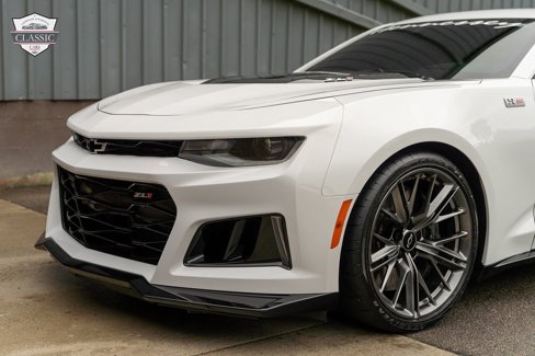 Used 2023 Chevrolet Camaro ZL1 image 34