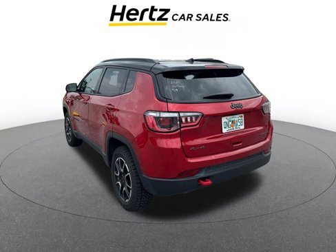 Used 2025 Jeep Compass Trailhawk image 4