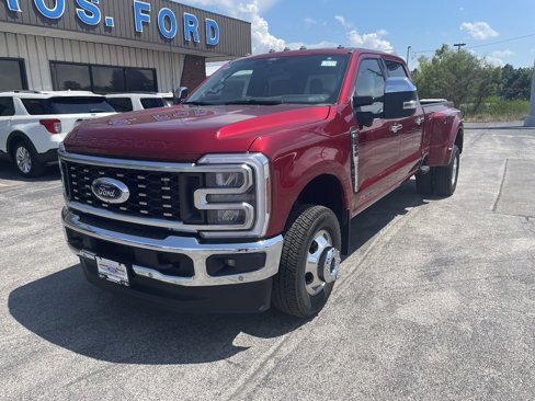 New 2025 Ford F350 Lariat image 2