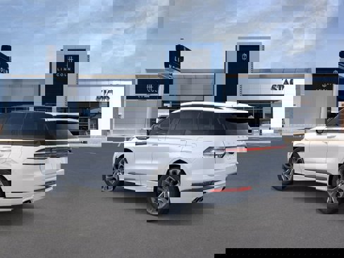 New 2025 Lincoln Aviator AWD w/ Jet Appearance Package image 4