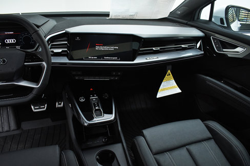 New 2025 Audi Q4 e-tron Premium Plus image 30