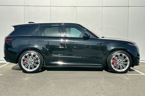 Used 2025 Land Rover Range Rover Sport Dynamic SE image 6