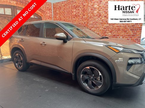 Used 2024 Nissan Rogue SV image 7