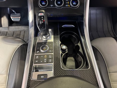 Used 2017 Land Rover Range Rover Sport SVR image 34