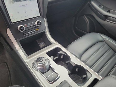Used 2024 Ford Edge SEL image 30