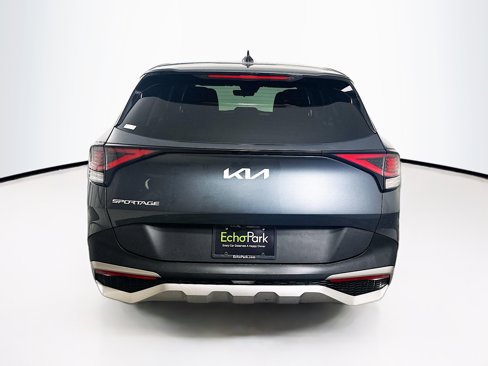 Used 2024 Kia Sportage LX image 7