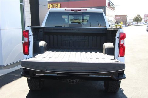 Used 2022 Chevrolet Silverado 1500 ZR2 image 5