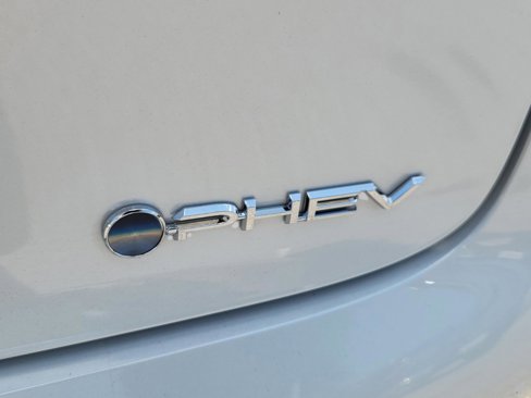 New 2026 Toyota Prius Plug-In Hybrid image 32