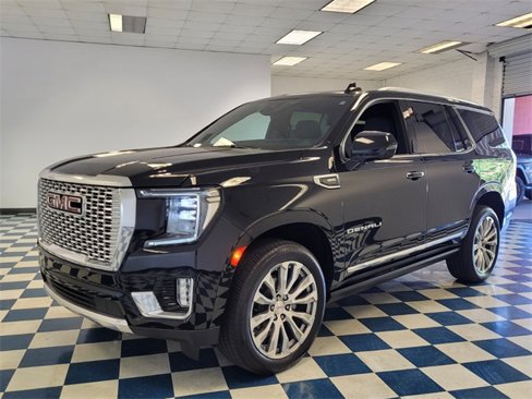 Used 2023 GMC Yukon Denali image 3