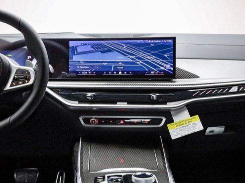 New 2026 BMW X7 M60i image 14