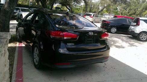Used 2018 Kia Forte LX image 4