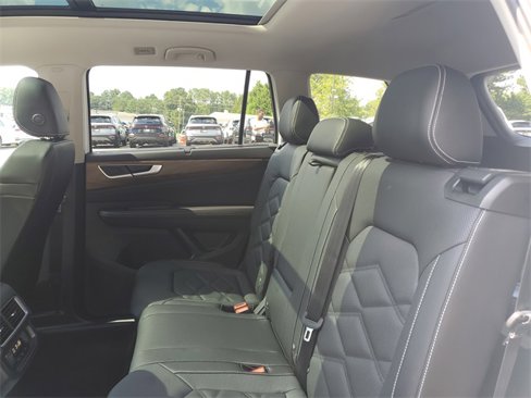 New 2026 Volkswagen Atlas SE image 9