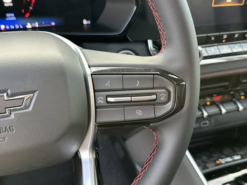 New 2025 Chevrolet Colorado Z71 w/ Midnight Edition image 18