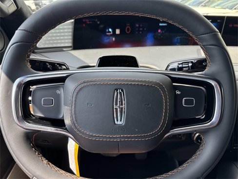 New 2025 Lincoln Navigator L Black Label image 29