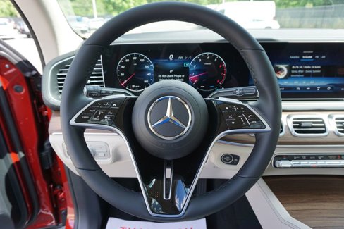 New 2025 Mercedes-Benz GLS 450 4MATIC image 23