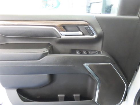 Used 2024 Chevrolet Silverado 3500 LT w/ Convenience Package image 15