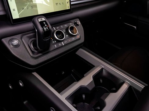 New 2025 Land Rover Defender 110 V8 image 29
