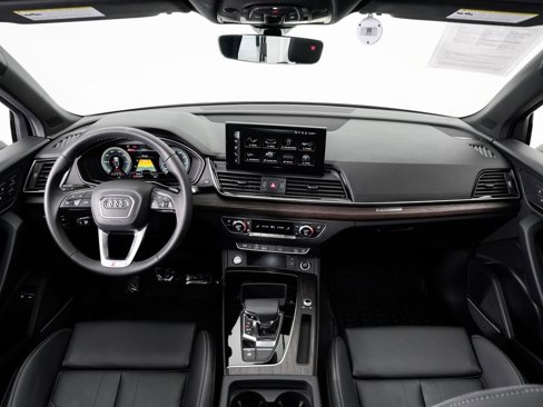 Used 2024 Audi Q5 e Premium Plus image 19