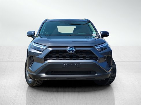 Used 2023 Toyota RAV4 LE image 2