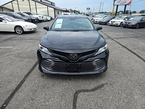 Used 2018 Toyota Camry XLE w/ Audio Package image 3