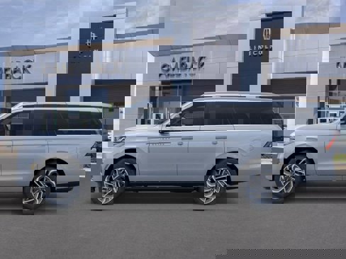 New 2025 Lincoln Navigator L Reserve image 26