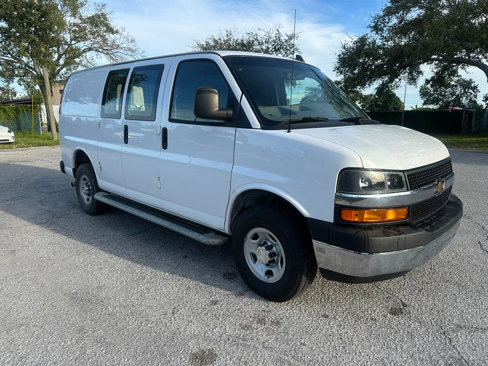 Used 2022 Chevrolet Express 2500 w/ Driver Convenience Package image 2