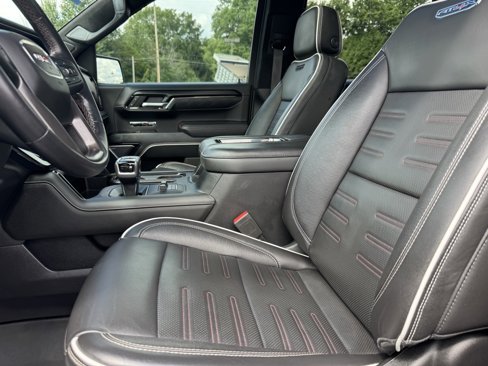 Used 2022 GMC Sierra 1500 AT4X image 13