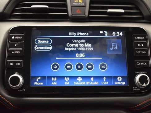 Used 2024 Nissan Versa SR image 30