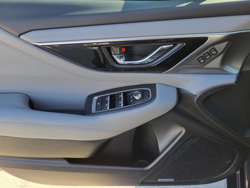 Certified 2023 Subaru Legacy Limited image 17