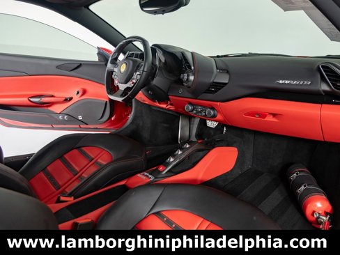 Used 2018 Ferrari 488 GTB image 28