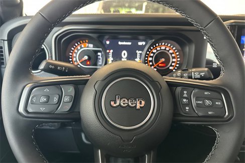 New 2025 Jeep Wrangler Unlimited Rubicon w/ Steel Bumper Group image 23