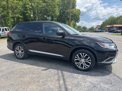 Used 2017 Mitsubishi Outlander ES image 9