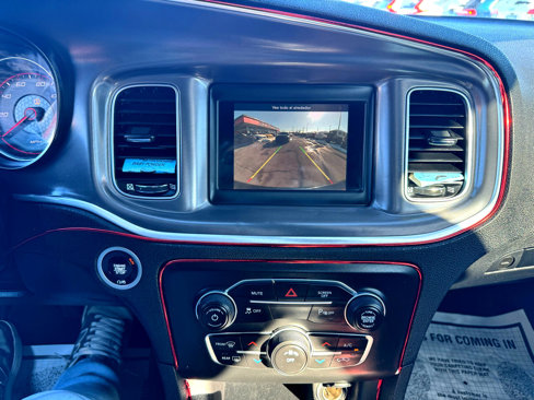 Used 2020 Dodge Charger SXT image 14