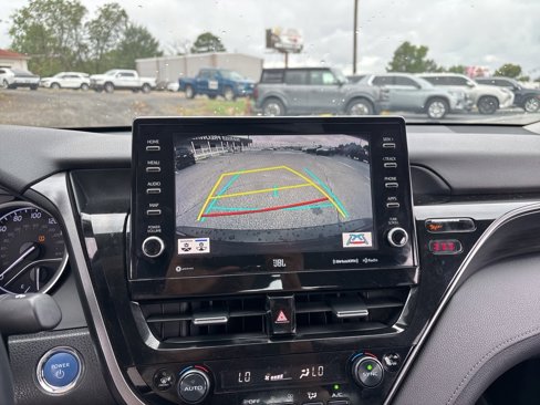 Used 2023 Toyota Camry XLE image 13