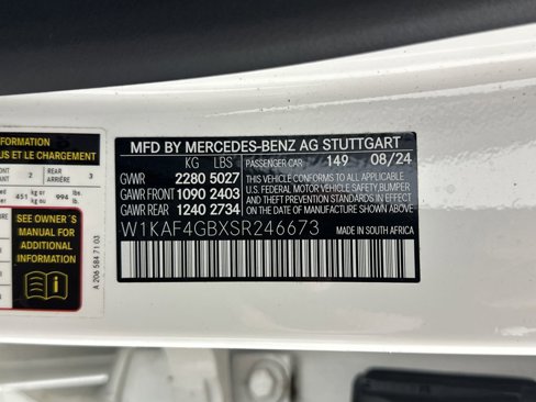 Used 2025 Mercedes-Benz C 300 Sedan image 34
