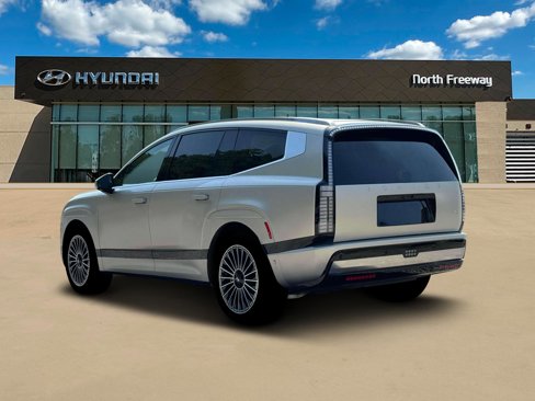 New 2026 Hyundai Ioniq 9 Calligraphy image 5
